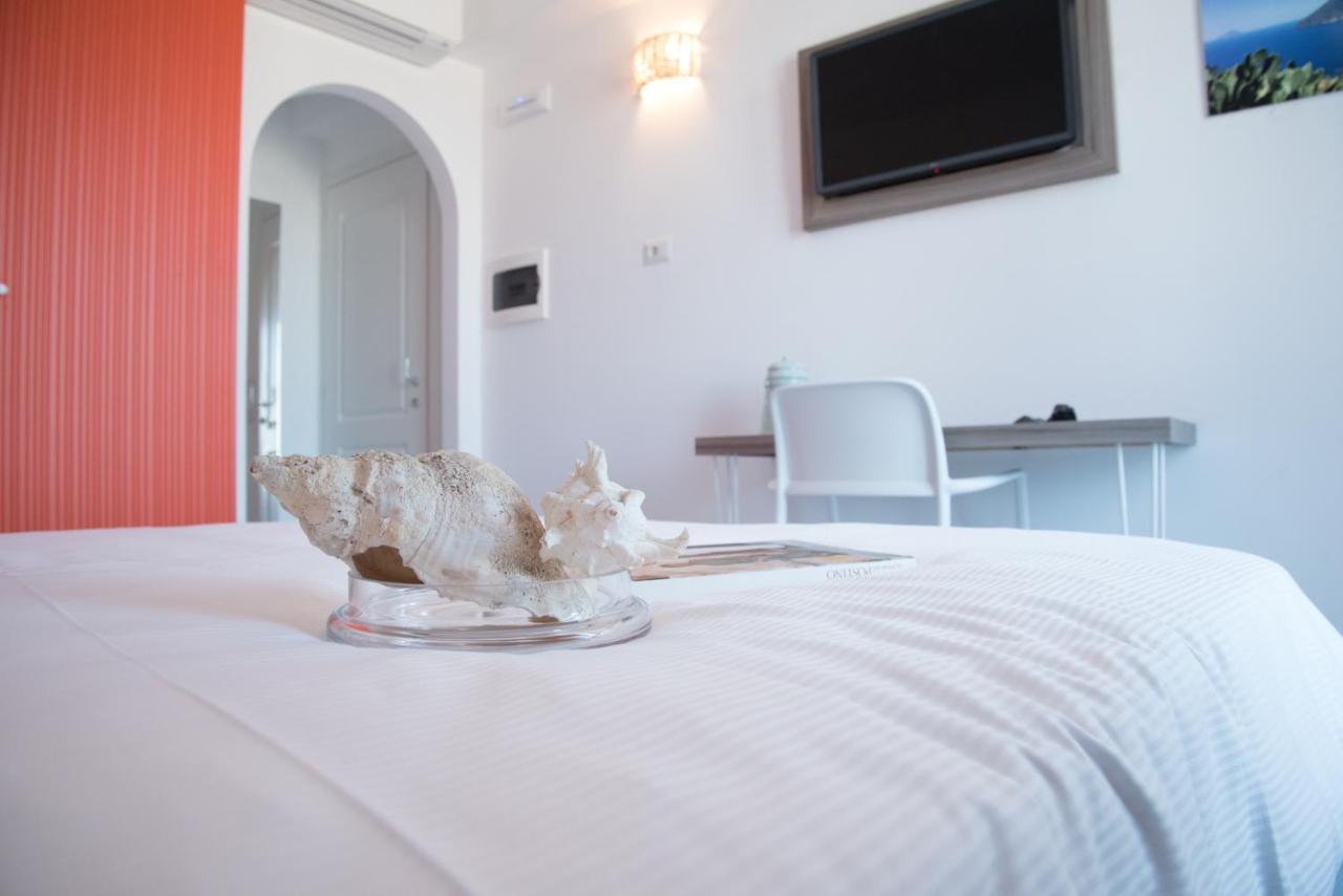 B&B Il Castello ลีปารี ภายนอก รูปภาพ